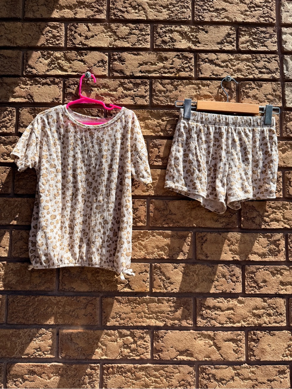 Carter's Kid 2-Piece Leopard Print Short Set